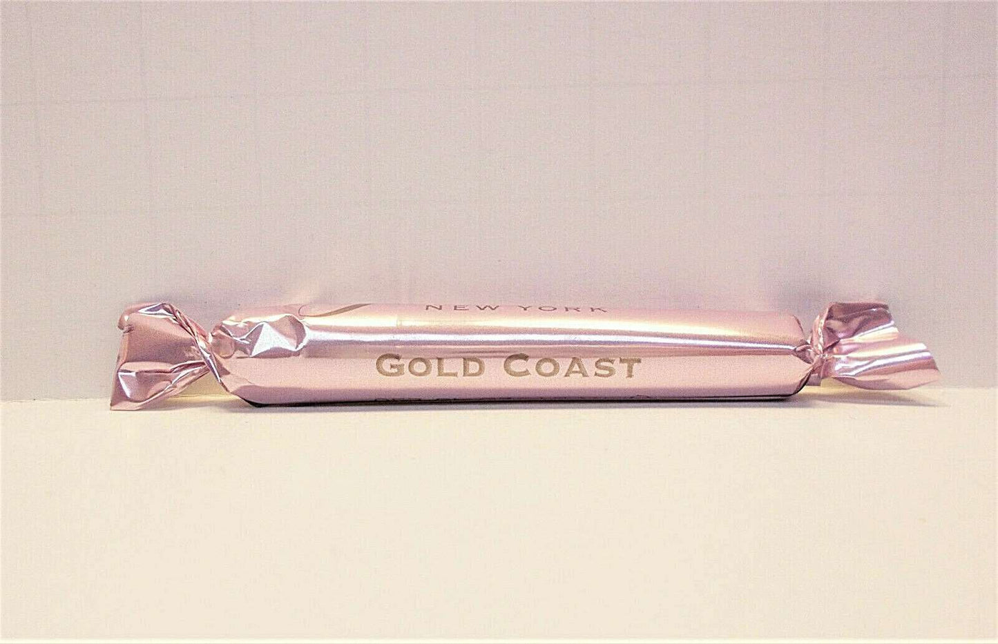 Obligasjon nr. 9 Gold Coast 1,7 ML 0,06 fl. oz. officiellt parfymprov, Obligasjon nr. 9 Gold Coast 1,7 ML 0,06 fl. oz. officiel parfumeprøve, Bond nr. 9 Gold Coast 1,7 ML 0,06 fl. oz. officieel parfumstalen, Obligasjon nr. 9 Gold Coast 1,7 ML 0,06 fl