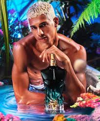 Jean Paul Gaultier Le Beau Le Parfum Intens offisiell parfymeprøve parfymetester Jean Paul Gaultier Le Beau Le Parfum Intens offisiell parfymeprøve parfymetester