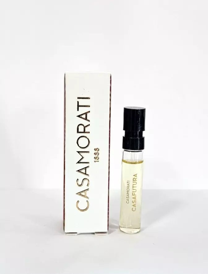 offisiell parfymeprøve av Casamorati Casafutura duft 2ml 0,06 fl. oz.