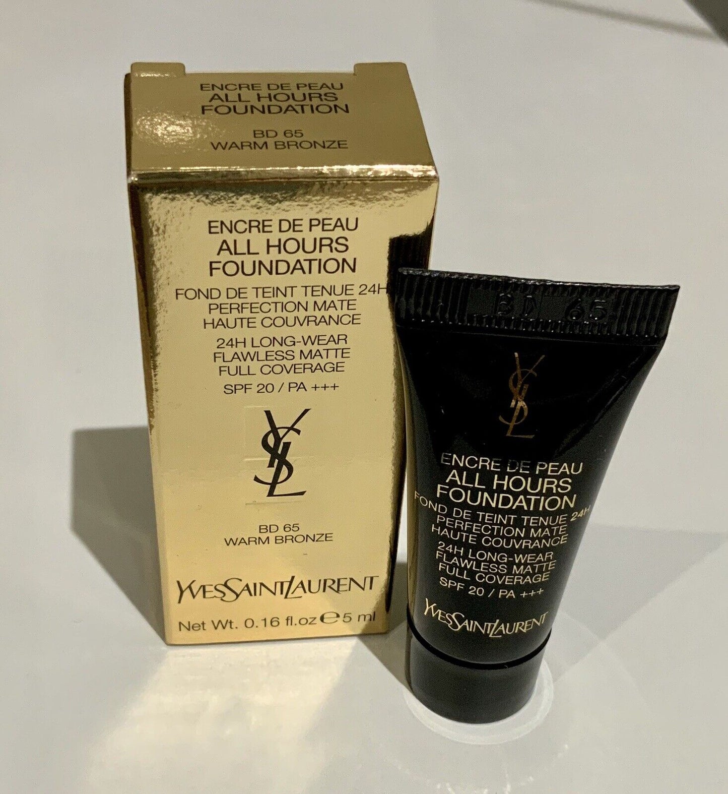 Yves Saint Laurent All Hours Foundation 5ml 0,16 fl. oz. offisiell hudpleieprøve Shade B 10 Warm Porcelain
