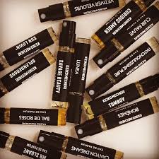 Keiko Mecheri Vetiver Velours 2,0ml 0,068 us fl. oz. oficiální vzorek parfému, Keiko Mecheri Vetiver Velours 2.0ml 0.068 us fl. oz. επίσημο δείγμα αρώματος, Keiko Mecheri Vetiver Velours 2.0ml 0.068 us fl. oz. oficjalna próbka parfyme, Keiko Mecheri