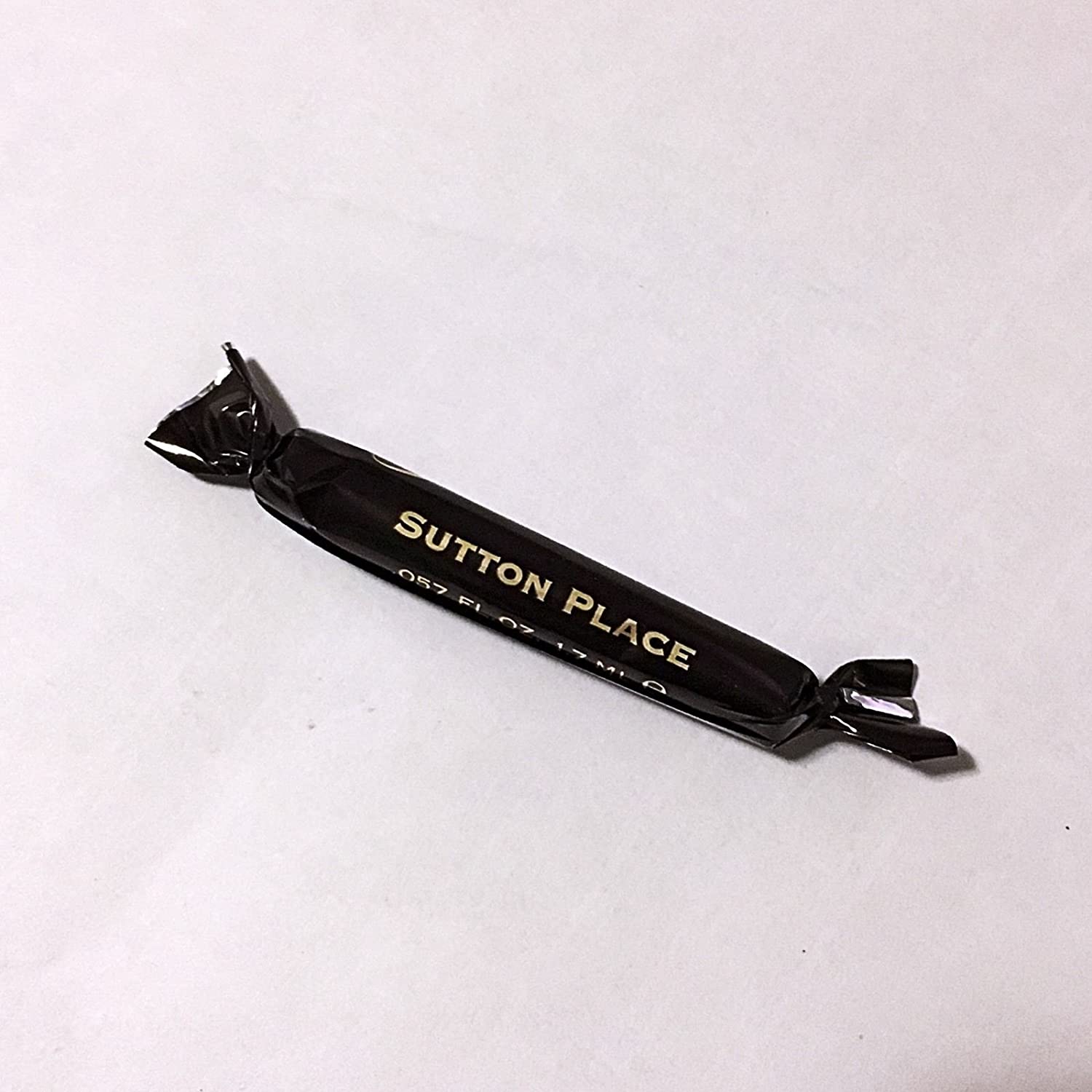 Bond No 9 Sutton Place 1,7 ML 0,057 fl. o.z. virallinen hajuvesinäyte, Bond No 9 Sutton Place 1,7 ML 0,057 fl. o.z. oficjalna próbka parfyme, Bond No 9 Sutton Place 1,7 ML 0,057 fl. o.z. officiellt parfymprov, Bond No 9 Sutton Place 1,7 ML 0,057 fl. 
